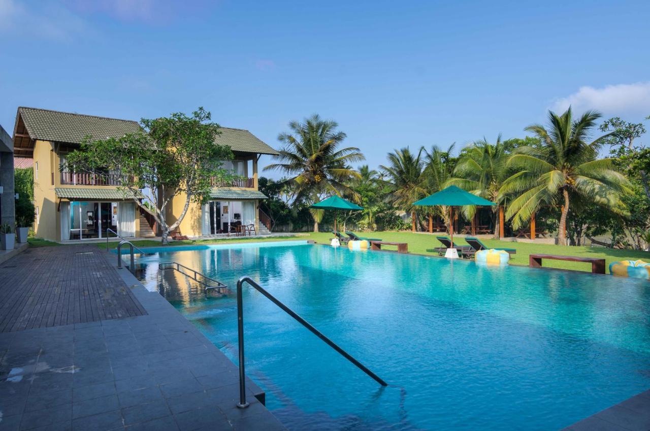 เซาท์ เลค รีสอร์ต โกคคลา Hotel ค็อกกาลา ภายนอก รูปภาพ